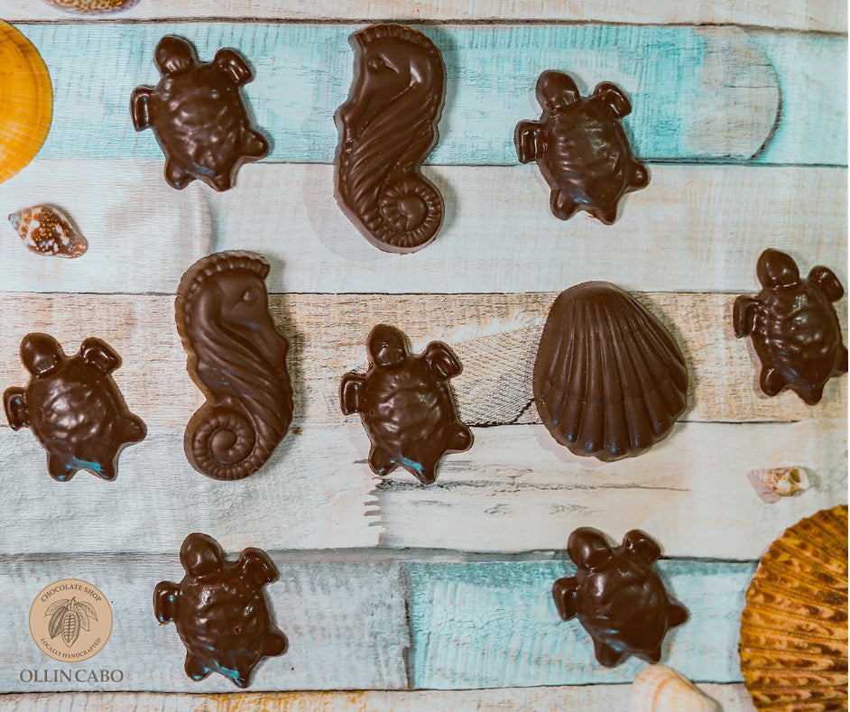 Figuras de chocolate oscuro 100 grs.