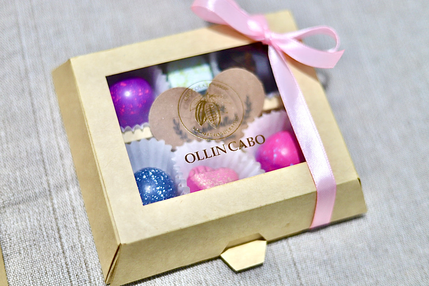 Bombones & trufas de chocolate artesanal caja con 6 piezas